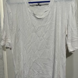 Jones, New York sports, V-neck, short sleeve white T-shirt